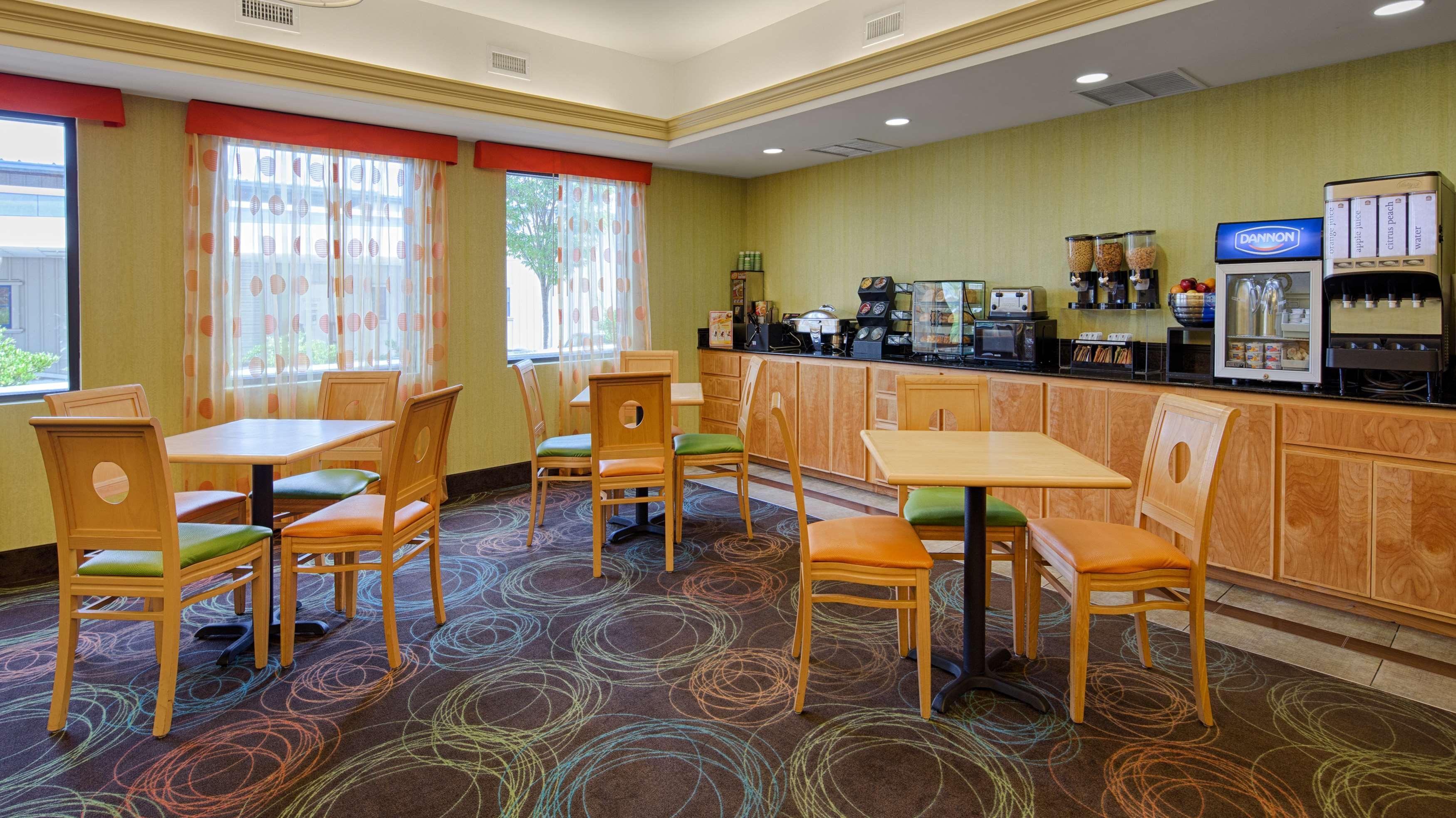 Best Western Plus Glen Allen Inn Eksteriør bilde