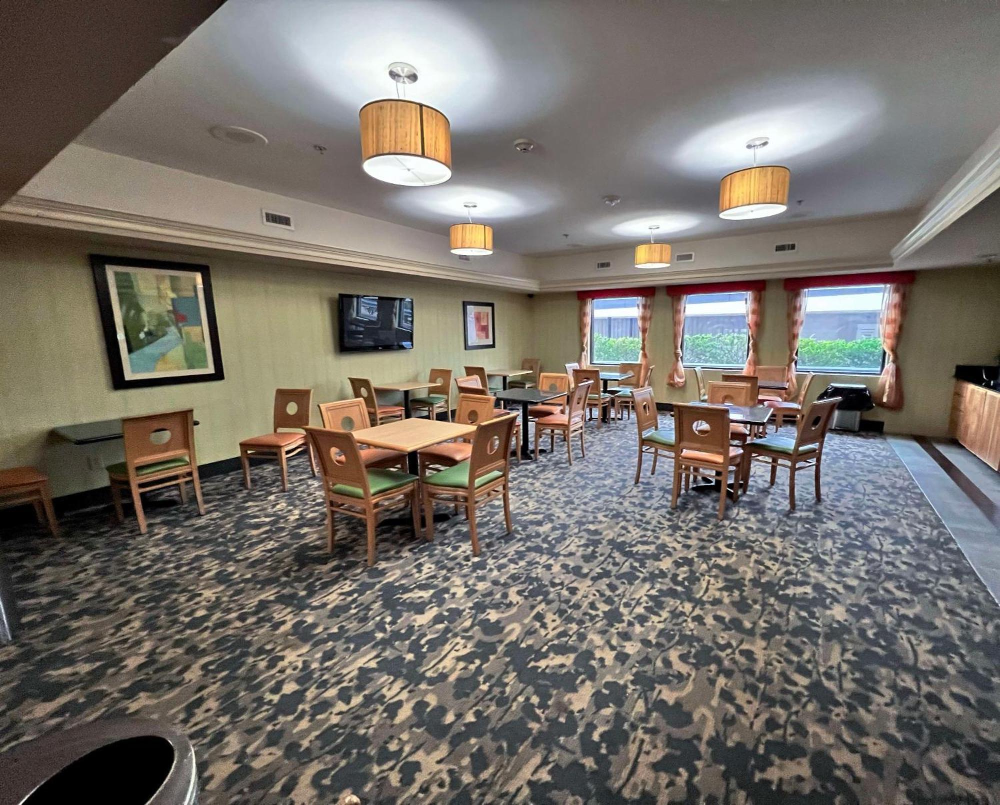 Best Western Plus Glen Allen Inn Eksteriør bilde